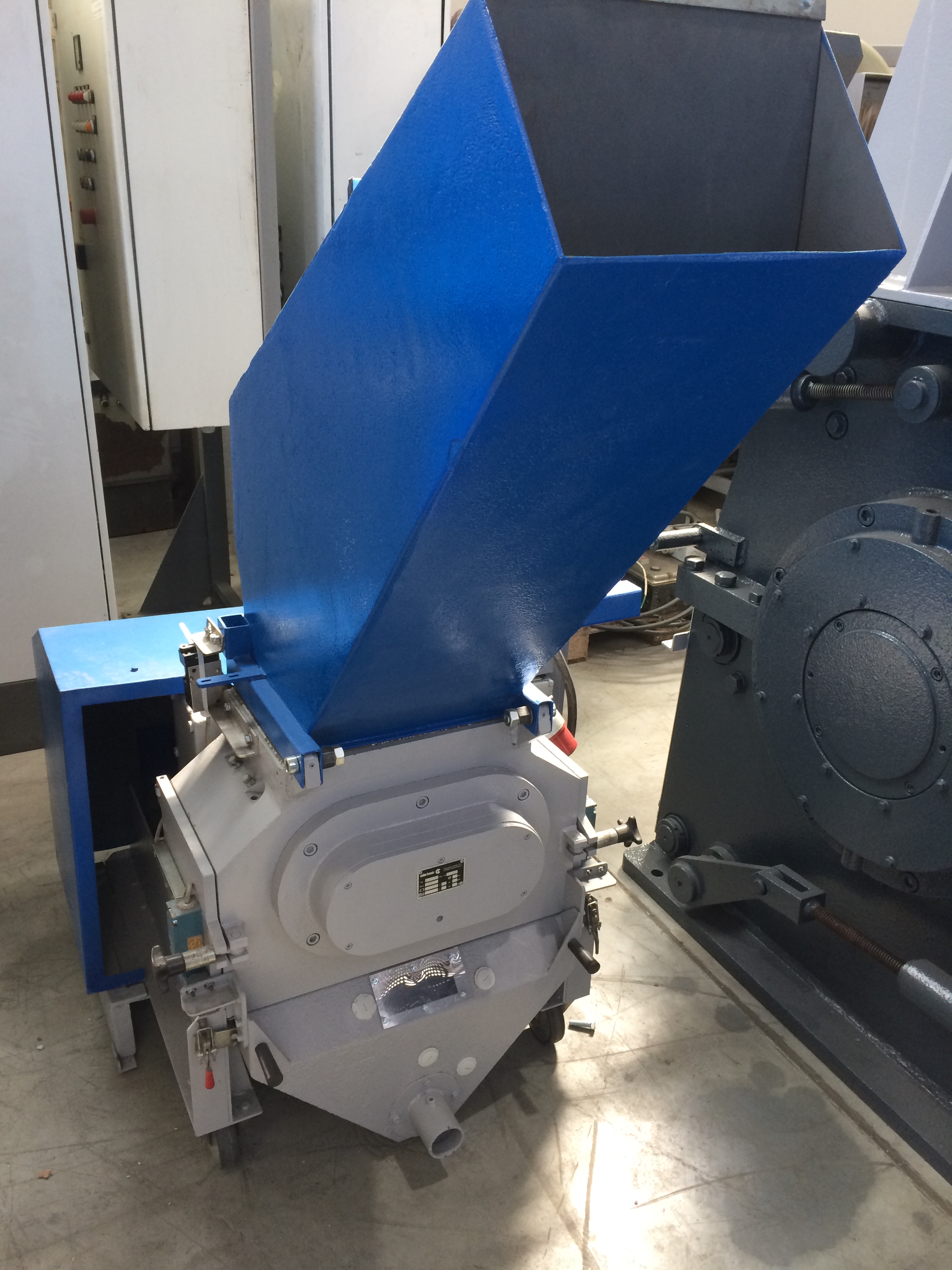 BROYEUR COLORTRONIC Type MZ 200/300