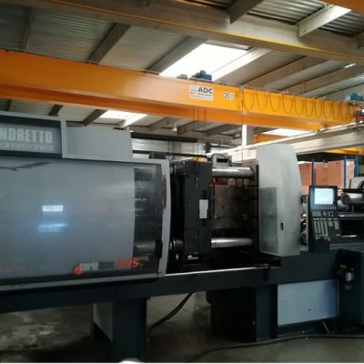 PRESSE A INJECTER 395T NOVE SANDRETTO
