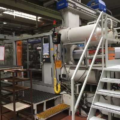 PRESSE A INJECTER 650T KM